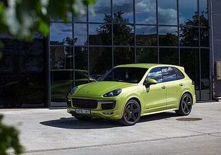 Porsche Cayenne GTS