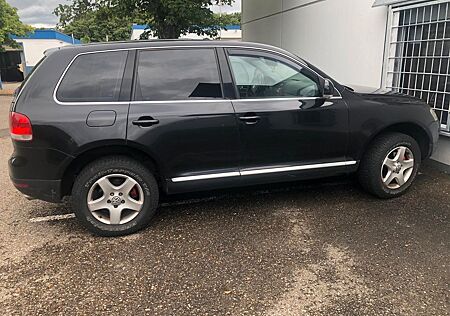 VW Touareg Volkswagen 2.5 TDI DPF Tiptronic Individual Ind...