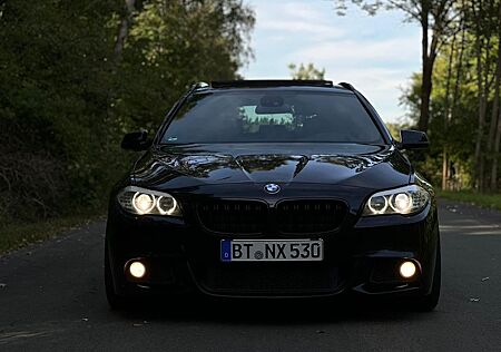 BMW 530d Touring - M Paket/HUD/AHK/HU0527