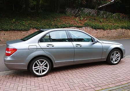 Mercedes-Benz C 180 BlueEFFICIENCY AVANTGARDE