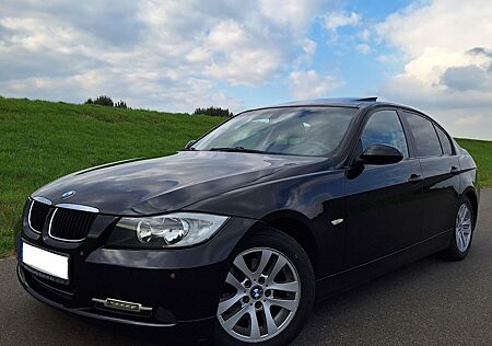 BMW 318i Limousine