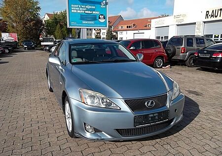Lexus IS 220 D TÜV 2.27 ALU KLIMAAUTOMATIK