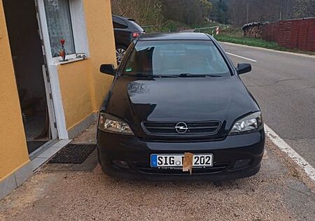 Opel Astra Coupé 1.8 16V - tüv 11-26