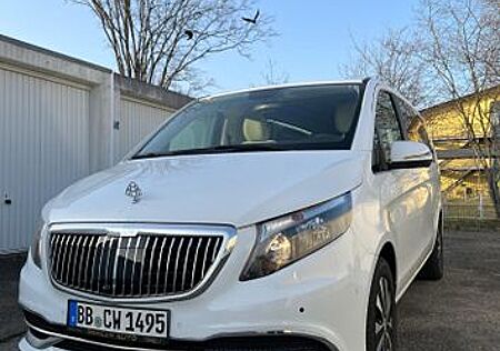 Mercedes-Benz V 220 d lang -