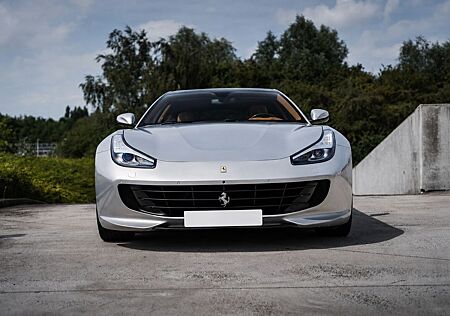Ferrari GTC4Lusso 6.3 V12 DCT - Power15