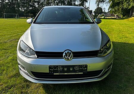 VW Golf Volkswagen 1.4 TSI 90kW BMT Comfortline Comfortline