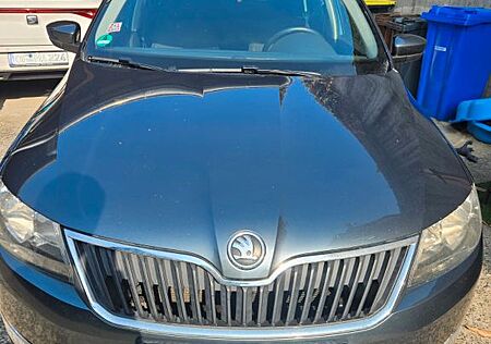 Skoda Rapid 1.2 TSI 77kW Active Active