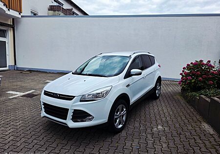Ford Kuga 1,5 EcoBoost 2x4 110kW SYNC Edition SYN...