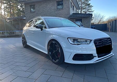 Audi S3 2.0 TFSI S tronic quattro Sportback -