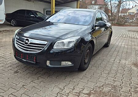 Opel Insignia Sports Tourer 2.0 OPC 220 PS Navi/Leder