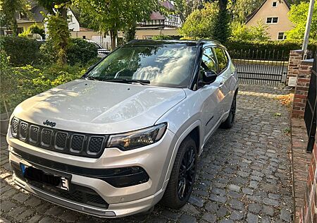Jeep Compass 4xe S | 240 PS | EZ 07/2022 | Top-Aussta
