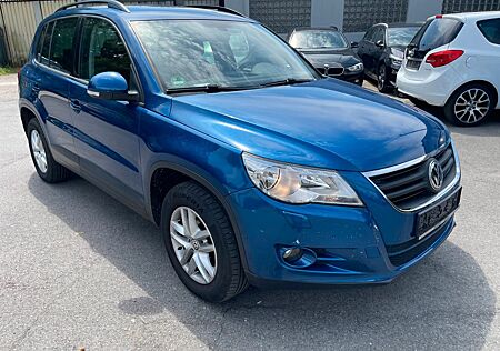 VW Tiguan Volkswagen Trend & Fun 4Motion*Navi*AHK*TÜV 05-27*