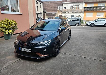 Seat Leon 2.0 TSI CUPRA R 4Drive DSG Sportstourer...