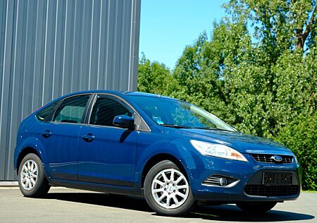Ford Focus 1,8 Lim. Style/wenig km/1.Hand