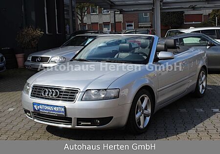 Audi A4 1.8 T*CABRIOLET*LEDER*KLIMATR*SITZH*TÜV NEU*