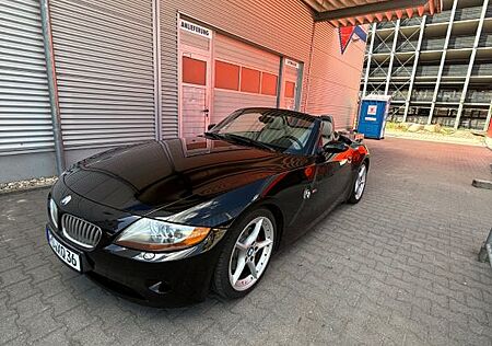 BMW Z4 3.0i - Roadster Cabrio PDC SCHECKHEFT SZH
