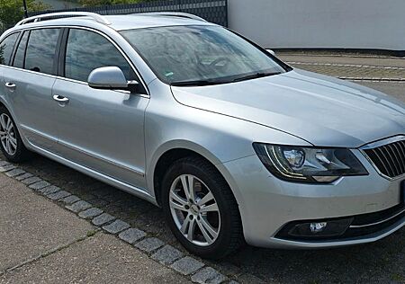 Skoda Superb 2.0 TDI 125kW G tec DSG Elegance Comb...