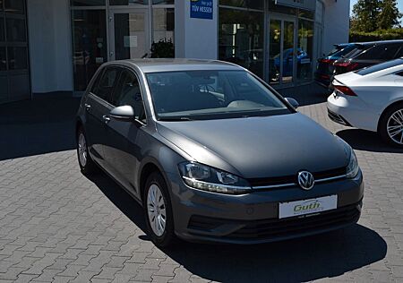 VW Golf Volkswagen 1.0 TSI 86 PS "Trendline"