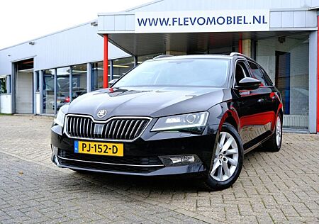 Skoda Superb kombi 1.6 TDI Style Business Xenon|Navi|P