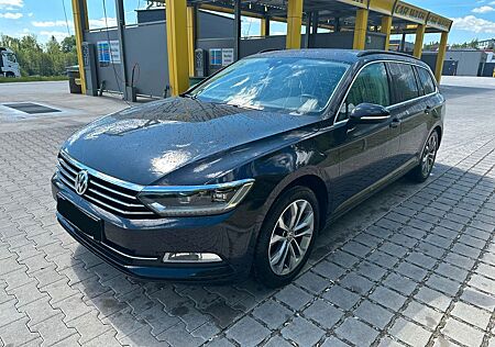 VW Passat Variant Volkswagen DSG Navi*LED*AHK*ACC