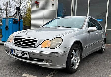 Mercedes-Benz C 240 AVANTGARDE Avantgarde LPG