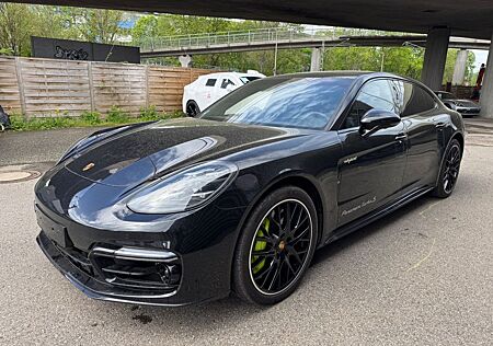 Porsche Panamera Turbo S E-Hybrid Executive SportDesign