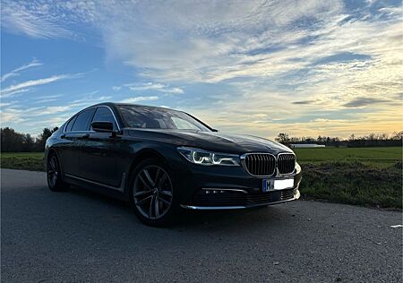 BMW 730d xDrive-Massage/Standheizung/Top Ausstattung