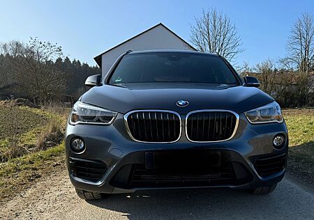 BMW X1 sDrive20i Sport Line Steptronic DCT Sport...