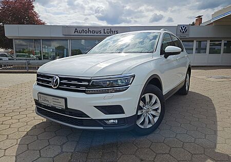 VW Tiguan Volkswagen Highline 2.0 TDI DSG 110kW Panorama AHK