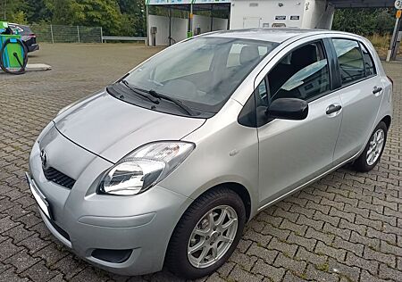 Toyota Yaris 1,33-l-Dual-VVT-i Cool Cool
