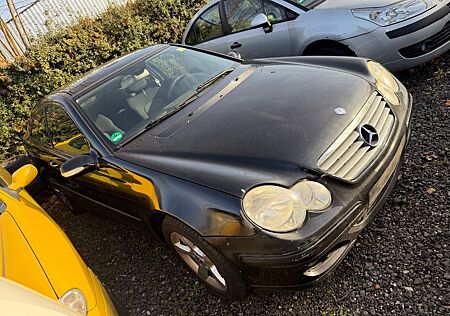 Mercedes-Benz C 220 CDI Sportcoupe Panoramadach Navi TÜV02/26