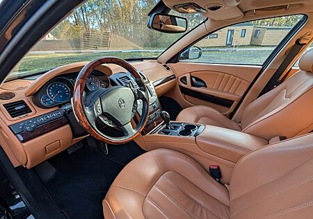 Maserati Quattroporte 4.2 V8 -GTS Sonderausstattung