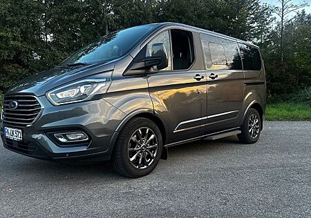 Ford Tourneo Custom gebraucht kaufen Ford Tourneo Custom L1H1 Platinum