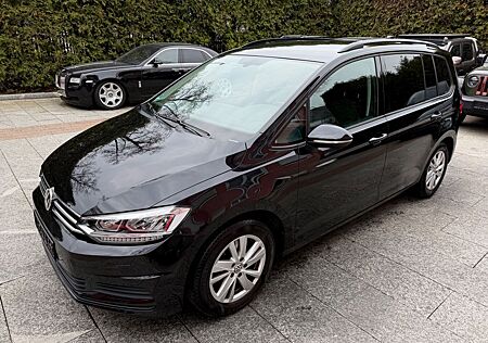 VW Touran Volkswagen 2.0 TDI DSG Comfortline *1.Hand*LED*AHK*