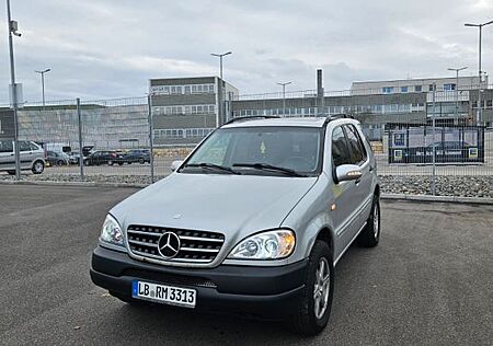 Mercedes-Benz ML 430 Benzin/Gas Tüv-10/2026