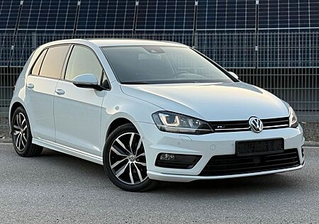 VW Golf Volkswagen VII R line LED ACC DYN AHK Kamera Standheiz