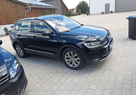 VW Tiguan Volkswagen 2.0 TDI SCR DSG Highline Highline