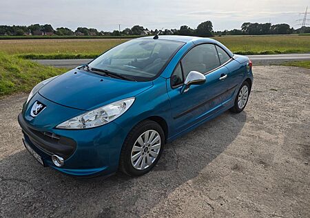 Peugeot 207 gebraucht kaufen Peugeot 207 CC Platinum *leder*klima*zv*