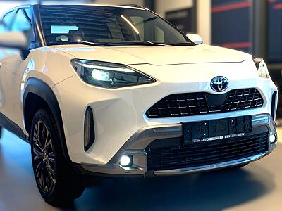 Toyota Yaris Cross Hybrid AWD-i Adventure