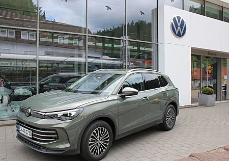 VW Tiguan Volkswagen 1.5 eTSI Elegance DSG Leder,Navi,Panodach
