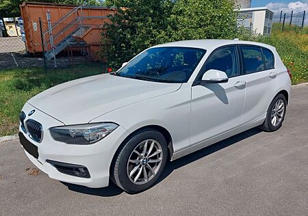 BMW 118i Advantage *LED*TEMPOMAT*SHZ*M-Lenkrad*