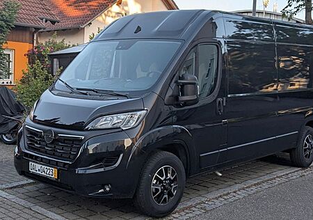 Opel Movano , Tageszulassung, drehbare Pilotensitze