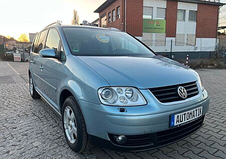 VW Touran Volkswagen Highline2.0 Automatik,Klima,Allwetter,AHK
