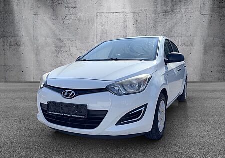 Hyundai i20 FIFA World Cup Edition KLIMA NAVI 2 HAND