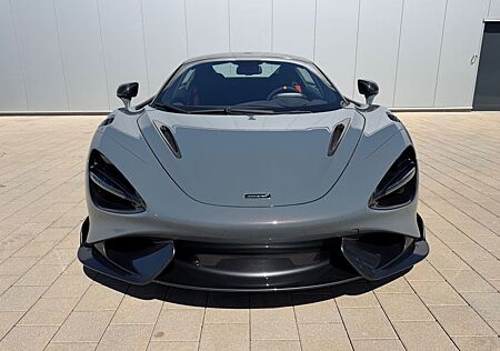 McLaren 765LT Spider Stealth Pack