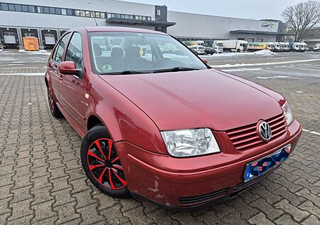 VW Bora Volkswagen 1,6 Benziner Automatik TÜV 2028 Garagenwage