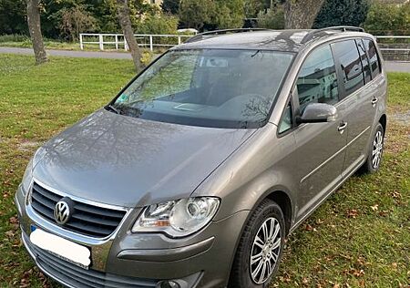 VW Touran Volkswagen 1.6
