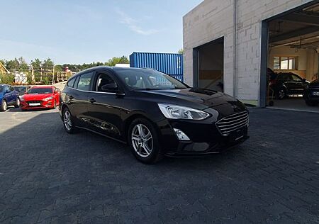 Ford Focus Turnier Cool & Connect ab 89€ mtl.