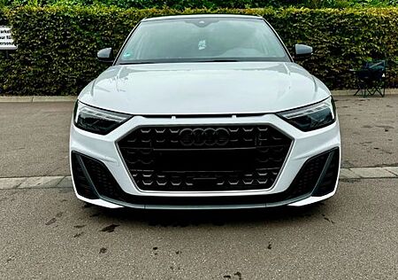 Audi A1 40 TFSI S tronic Sportback -