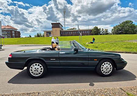 Alfa Romeo Spider 2.0